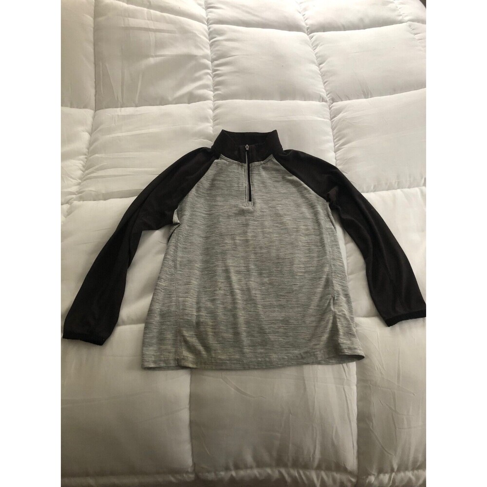 Old Navy Active Breathe On Boys Long Sleeve 1/4 Zip -‎ Gray/Black Small 6-7